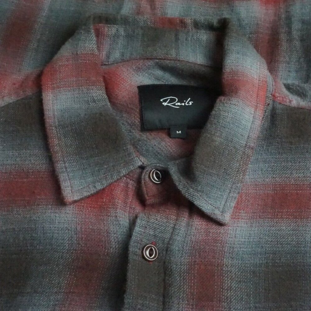 Rails Red Gray Shadow Plaid Button Up Casual Shirt Sz M